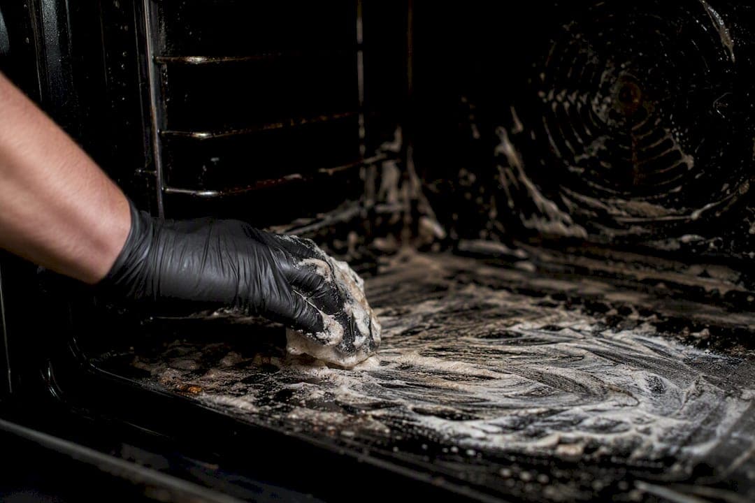Eco friendly oven cleaning: the method that actually works